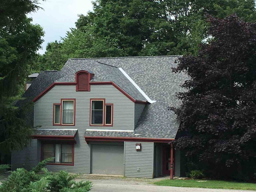 B 7 Maple Ridge unit B-7, Winhall, VT 05340 - photo 1