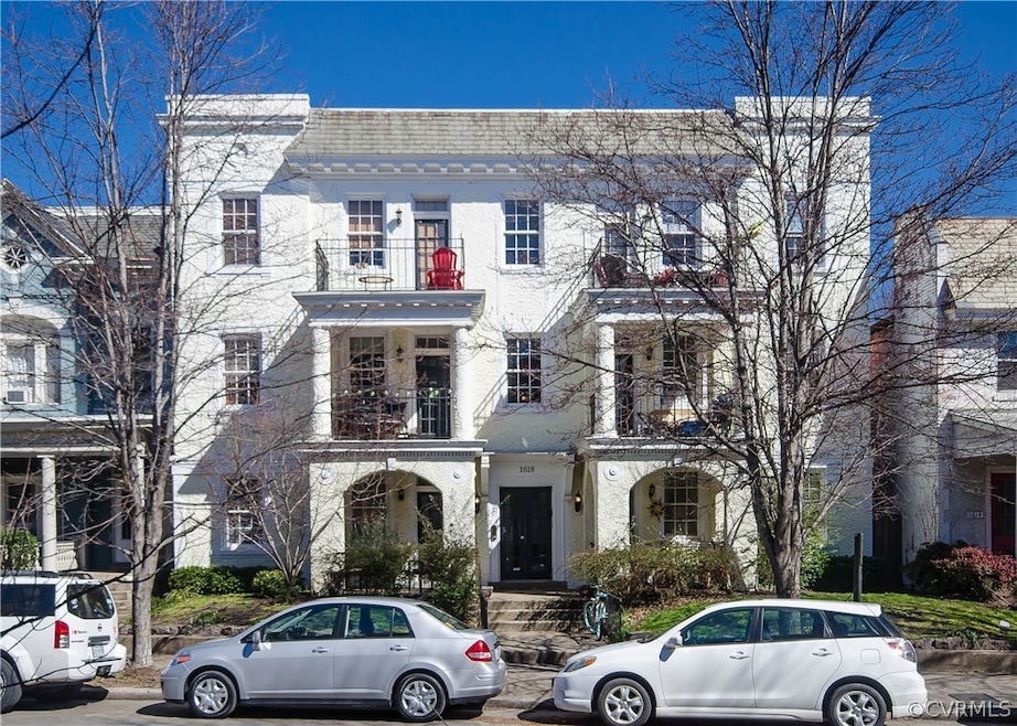 Welcome to 1618 Park Avenue in the beautiful Fan district!