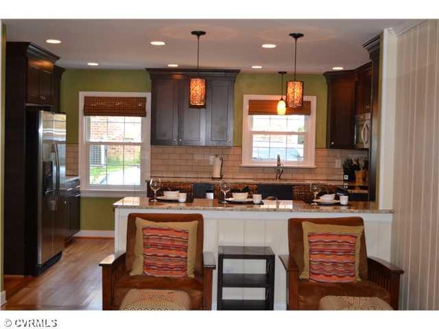 Kitchen - Newly renovated open concept kitchen wit