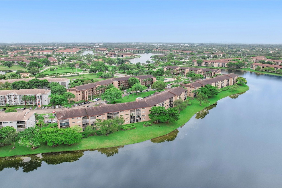 850 SW 138th Ave unit 208D, Pembroke Pines, FL 33027 - photo 1