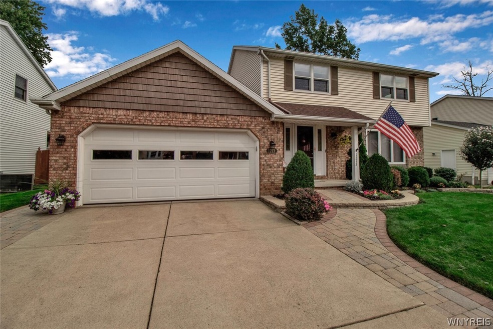 1213 Doebler Dr, North Tonawanda, NY 14120 - photo 1