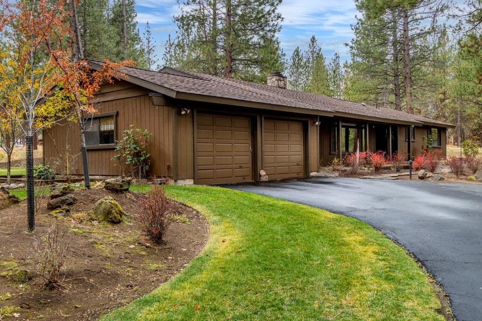 20639 Windy Ridge Rd, Bend, OR 97702 - photo 1