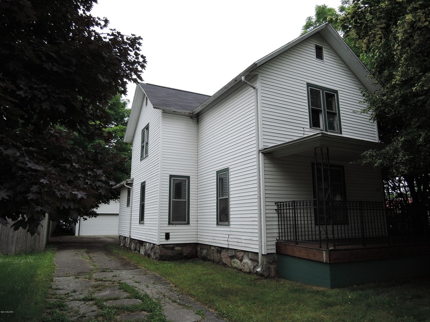 115 N Andrews