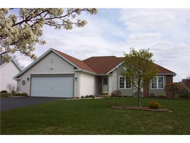 Exterior Front Lovely Contremporary ranch in Georg