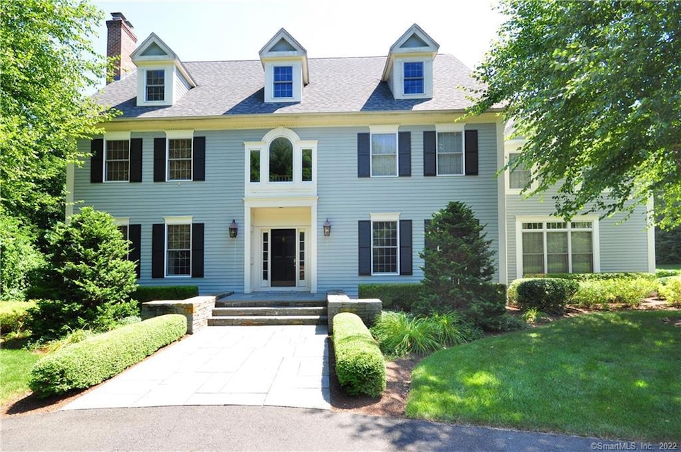 4 Whitman Pond Rd, Simsbury, CT 06070 - photo 1