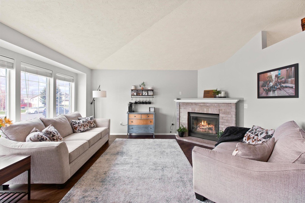 1016 N Stanley St, Medical Lake, WA 99022 - photo 1