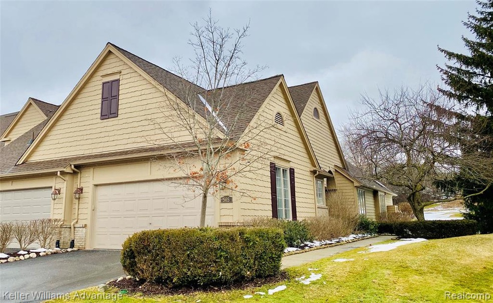 565 Cambridge Way, Bloomfield Hills, MI 48304 - photo 1