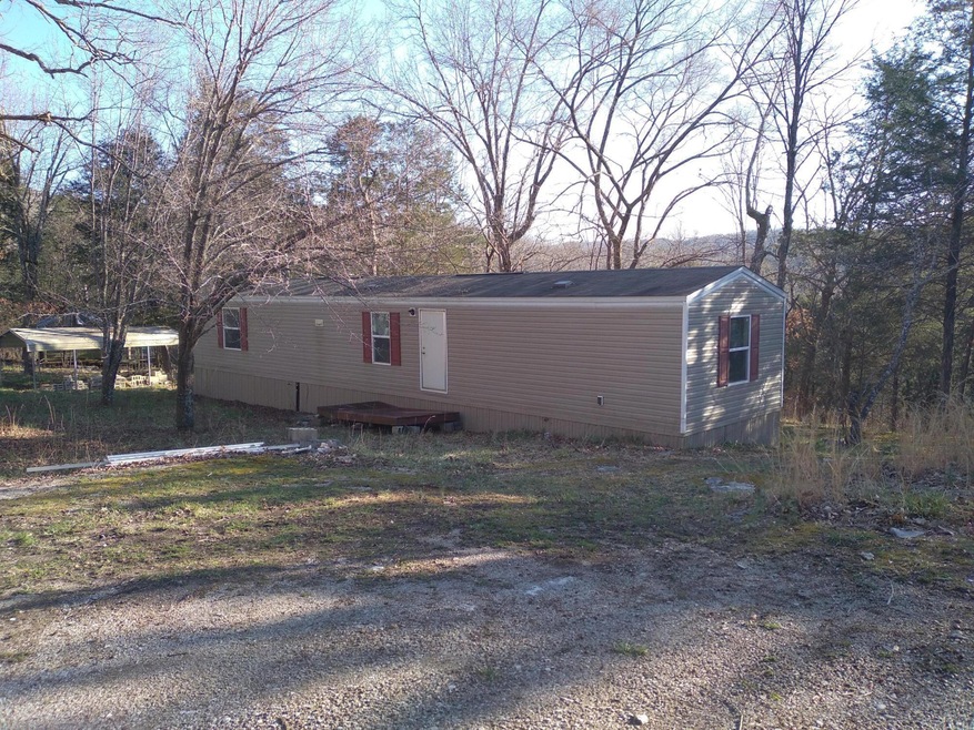 120 S Lakeview Ave, Burnside, KY 42519 - photo 1