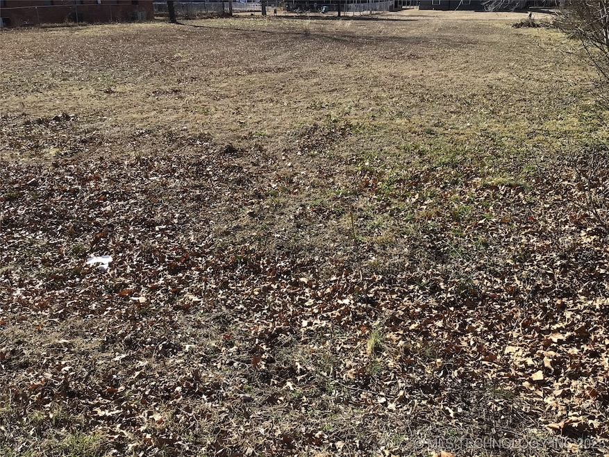 0 S Orphan St, Pryor, OK 74361 - photo 1