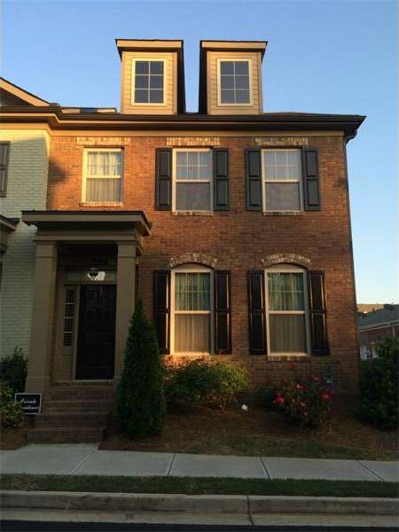 Beautiful end unit at Three Bridges