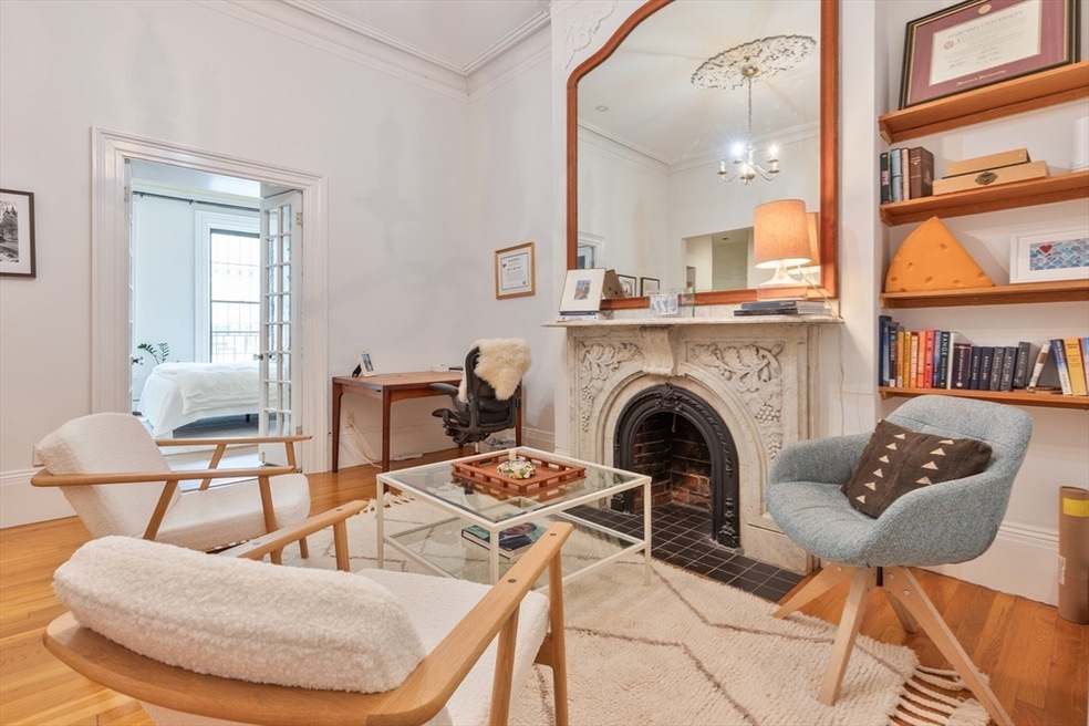 63 Rutland St unit 1, Boston, MA 02118 - photo 1