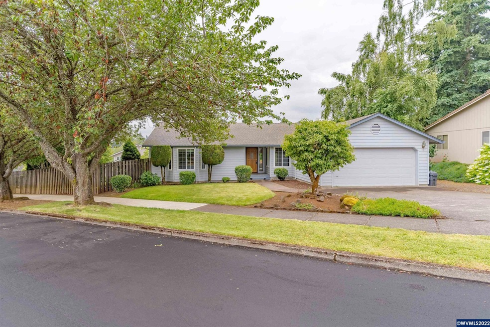 890 Fran St SE, Salem, OR 97306 - photo 1