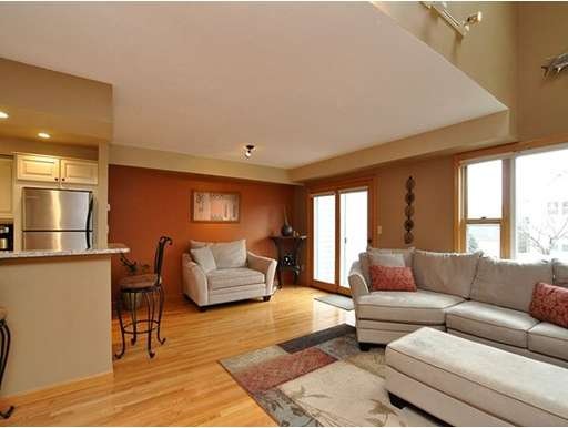 39 Whaler Ln, Quincy, MA 02171 - photo 1