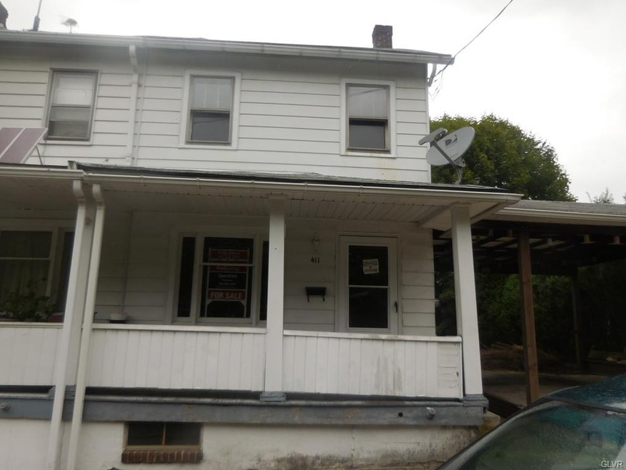 411 E Ridge St, Coaldale, PA 18218 - photo 1