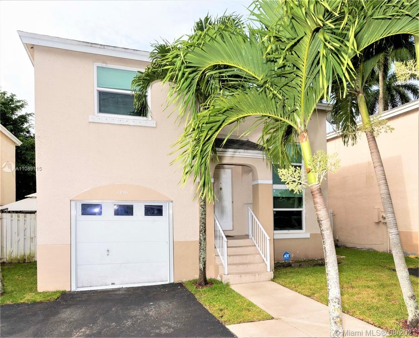 7216 SW 44th Ct, Davie, FL 33314 - photo 1