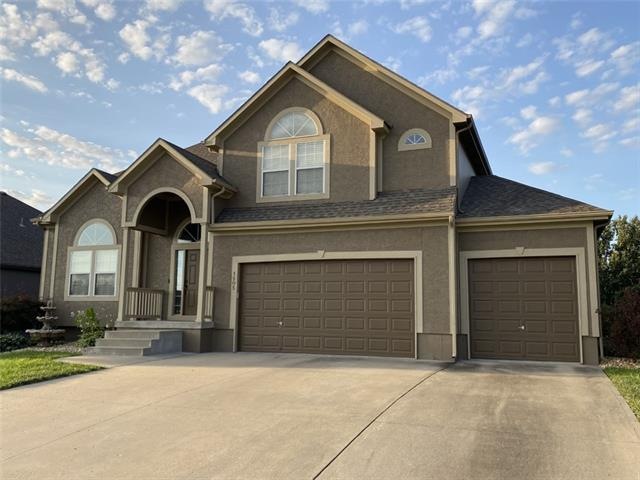 1505 Johnston Dr, Raymore, MO 64083 - photo 1