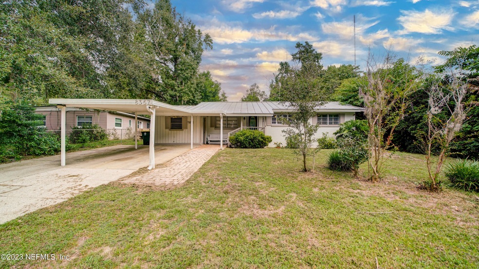 8367 Brackridge Blvd S, Jacksonville, FL 32216 - photo 1
