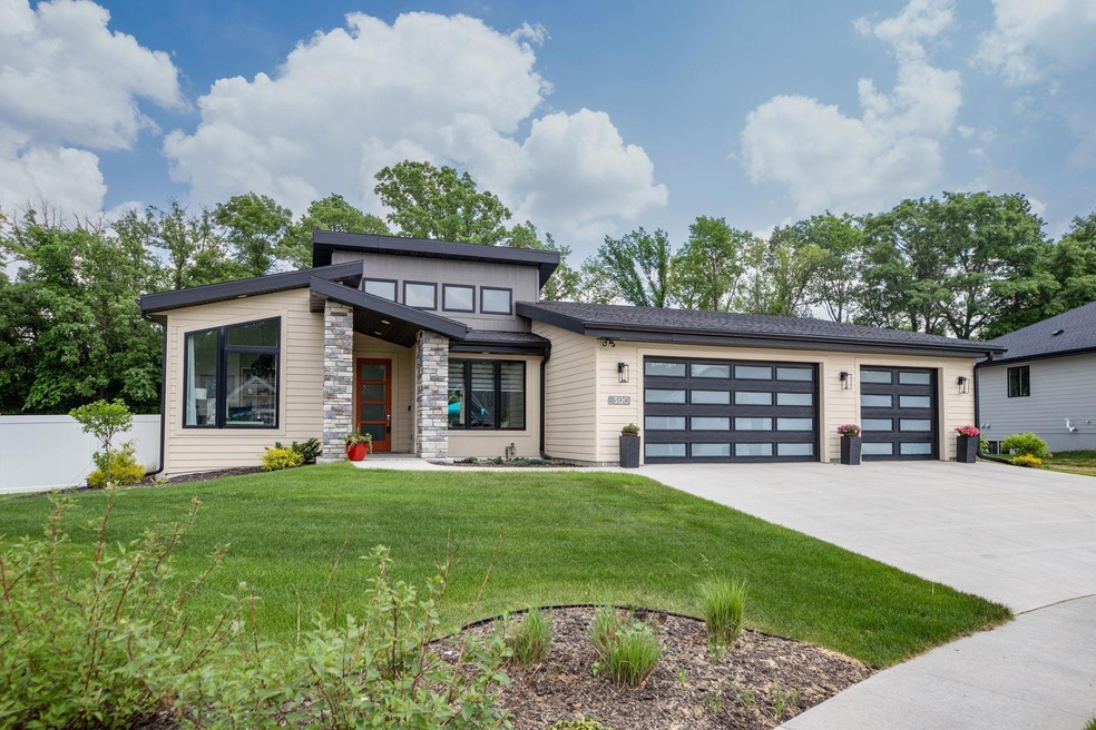 Sold $690,000 • Co-Listing Agent