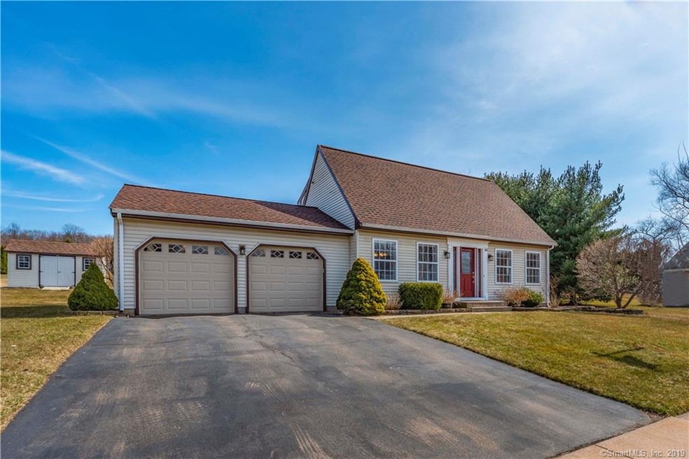 38 Columbia Dr, Manchester, CT 06042 - photo 1