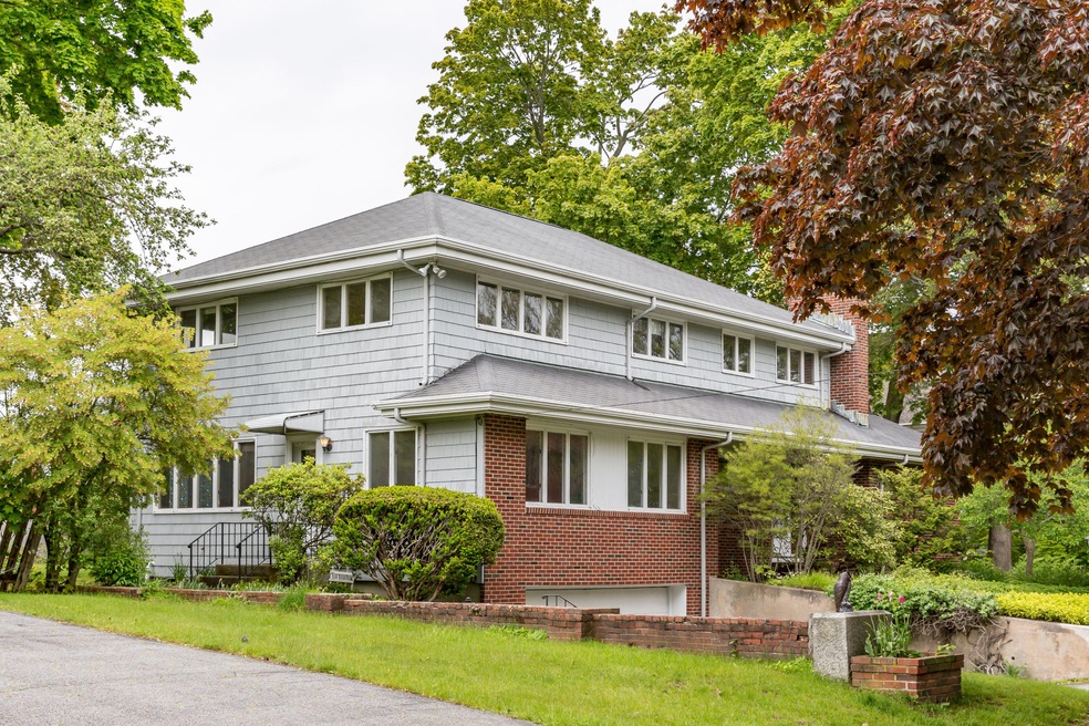 66 Chadwick St