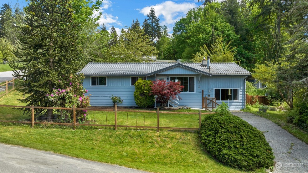 17609 65th Dr NW, Stanwood, WA 98292 - photo 1