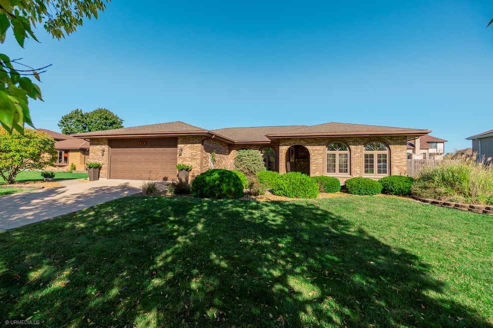 Pending $524,900 • Co-Listing Agent