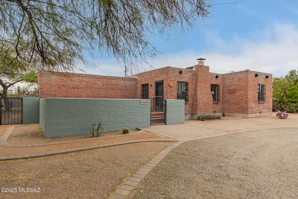 1440 E Linden St, Tucson, AZ 85719 - photo 1