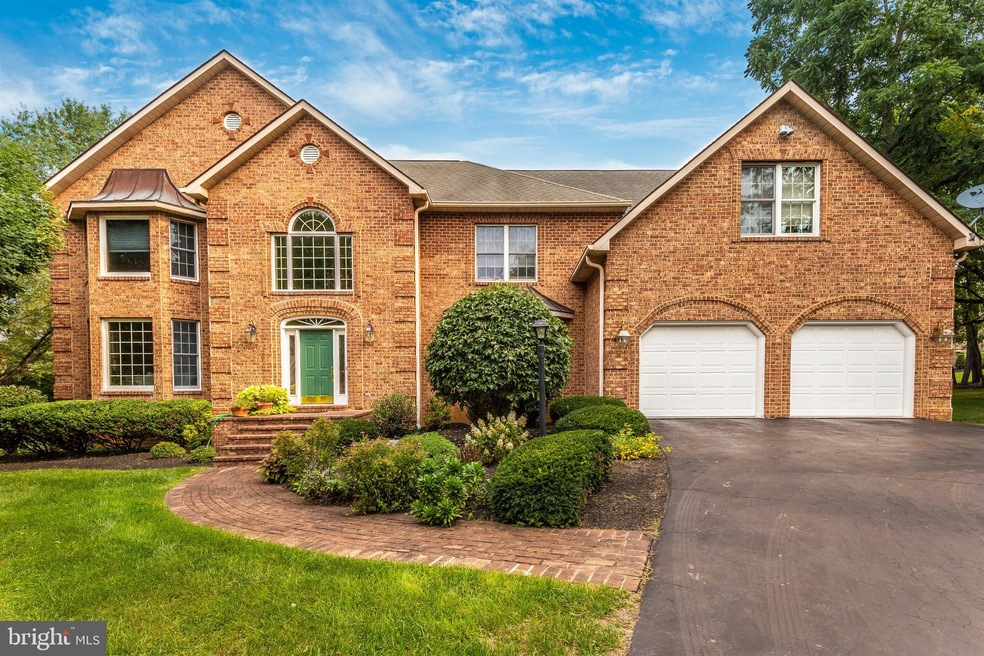 20312 Parkwood Ct, Hagerstown, MD 21742 - photo 1