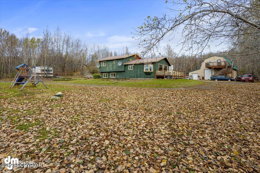 78-Exterior Yard IMG_9218