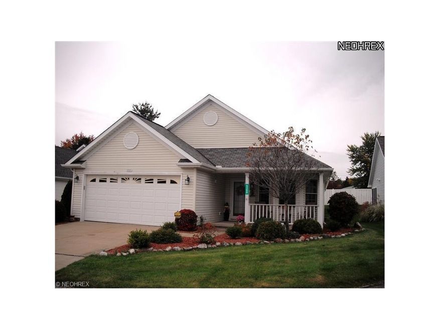 freestanding single family ranch cluster with 3 bedrooms 2 full baths