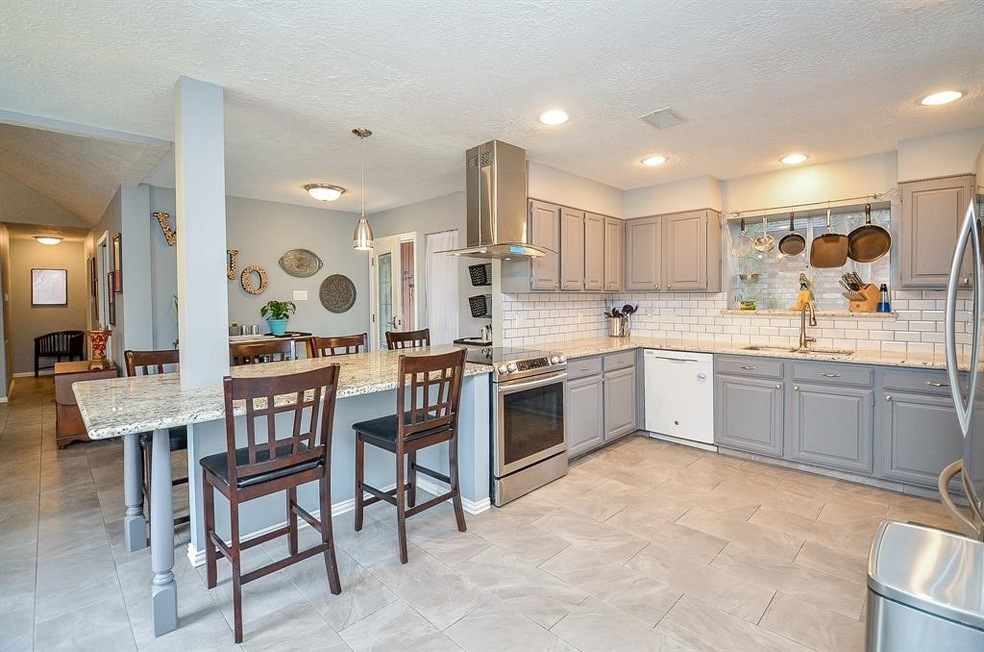 13103 Worthington St, Sugar Land, TX 77478 MLS 26463554