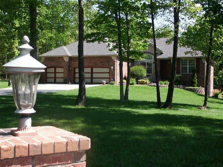 2013 W Stonegate Ln, Nixa, MO 65714 - photo 1