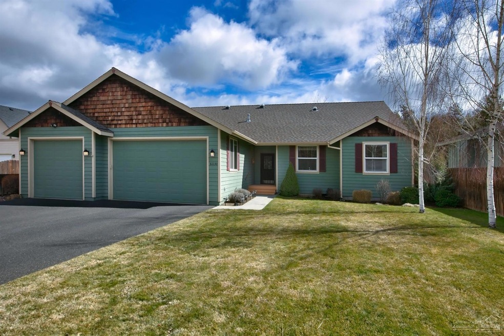 61130 Tapadera St, Bend, OR 97702 - photo 1