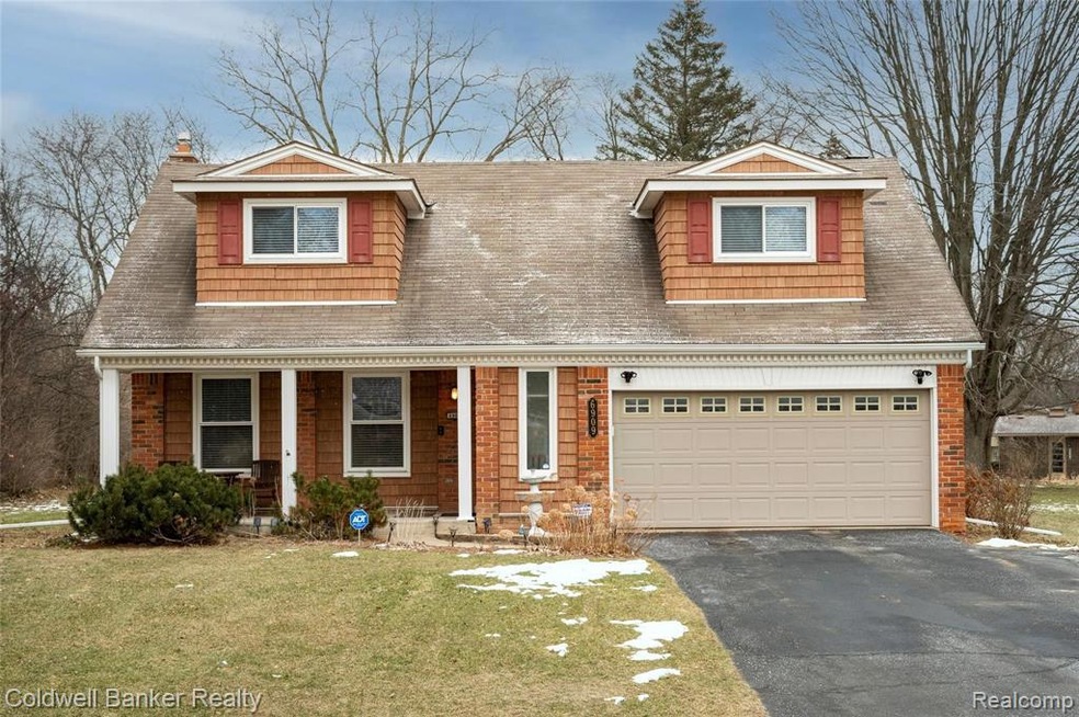 6909 Pine Eagle Ln, West Bloomfield, MI 48322 - photo 1