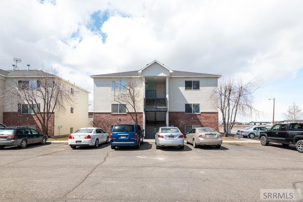 Sold • Co-Listing Agent