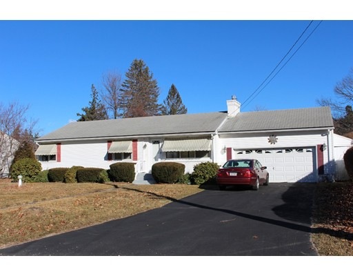 406 Theresa St, Fitchburg, MA 01420 - photo 1