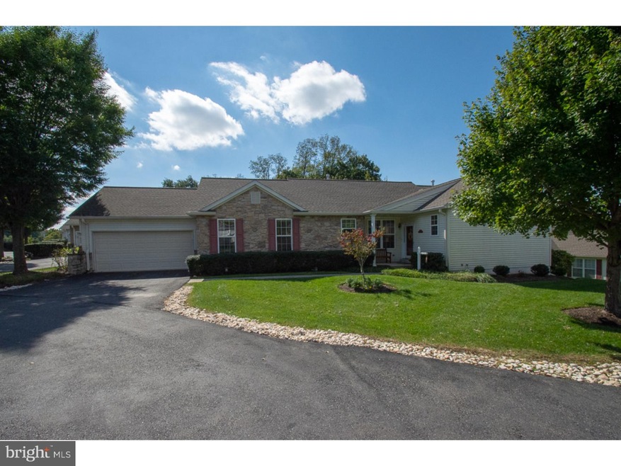 1900 Hunters Cir unit 306, Glen Mills, PA 19342 - photo 1