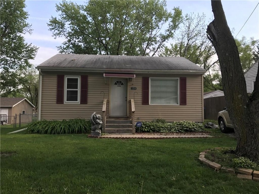 1214 Johnson St, Des Moines, IA 50315 - photo 1