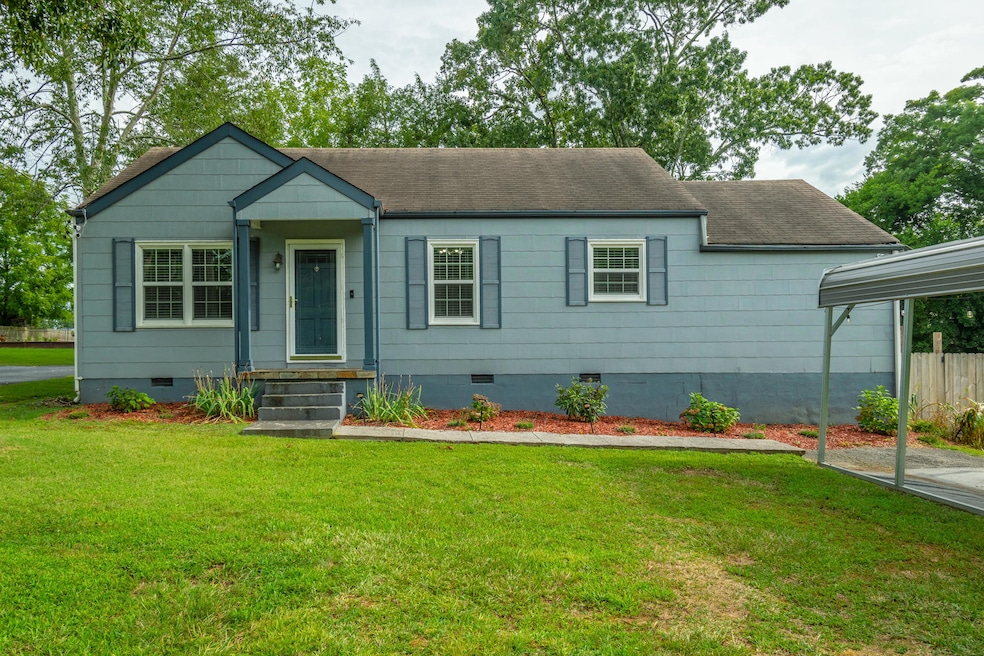 1412 Williams Rd, Hixson, TN 37343 - photo 1