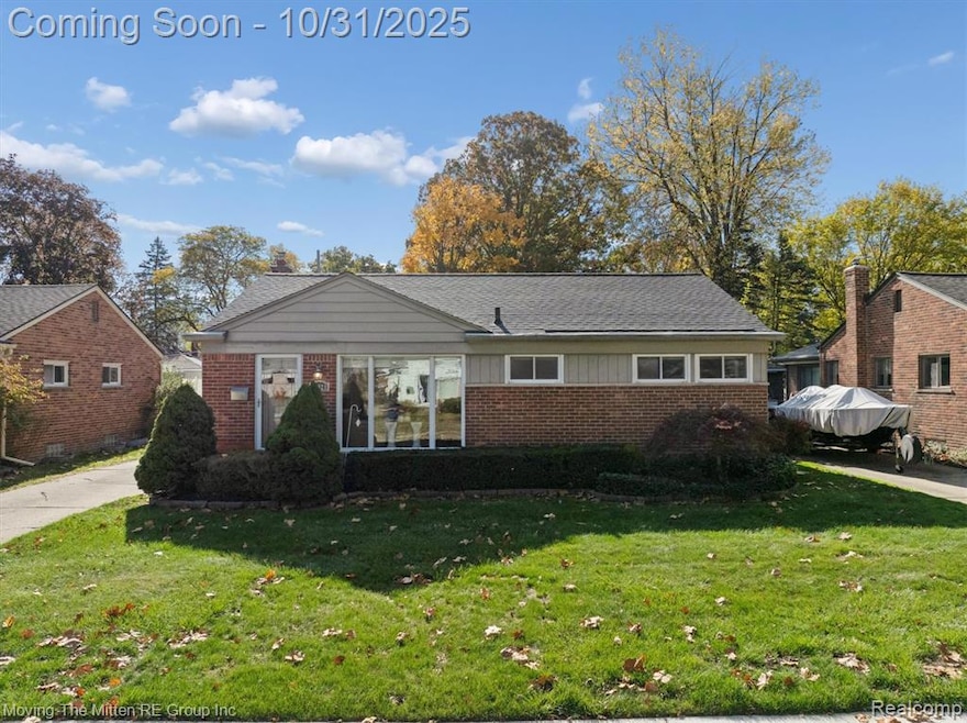 Pending $300,000 • Co-Listing Agent