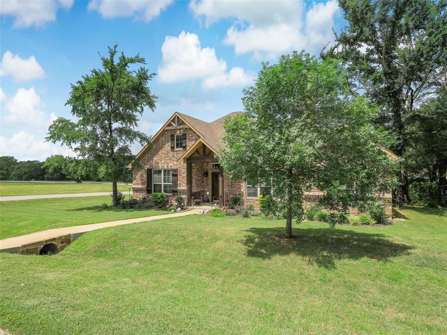 157 Memorial St, Gordonville, TX 76245 - photo 1