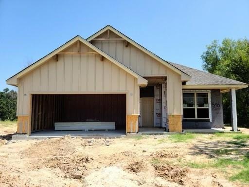 346 Clark Ave, Weatherford, TX 76085 - photo 1