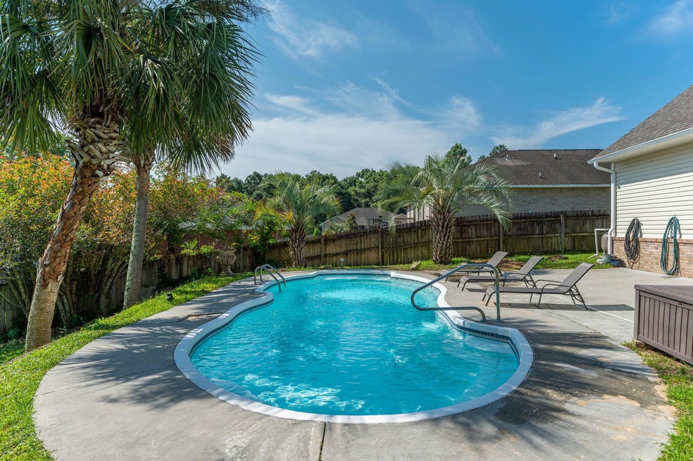 50-web-or-mls-404 Tobago Ct Exterior-12