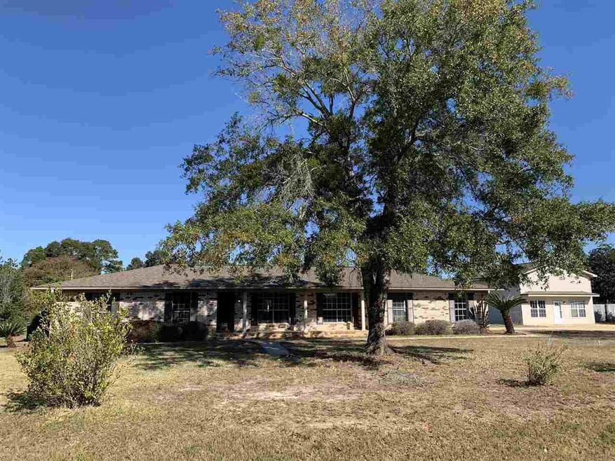 526 Bocage Rd, Cantonment, FL 32533 - photo 1