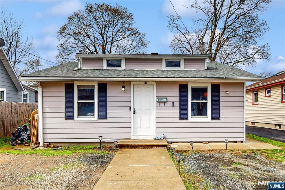 20 S 8th Ave, Manville, NJ 08835 - photo 1