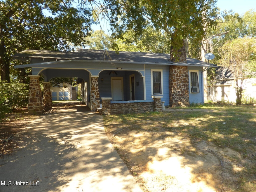 514 S 5th St, McComb, MS 39648 - photo 1