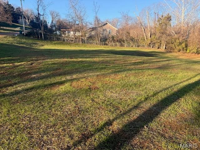 1 Eastview Dr, Fenton, MO 63026 - photo 1