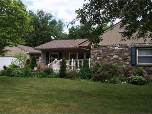 5 Wildwood Rd, Holden, MA 01520 - photo 1