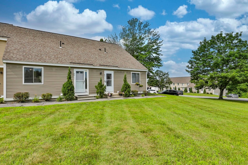 86 Pendleton Ln, Londonderry, NH 03053 - photo 1