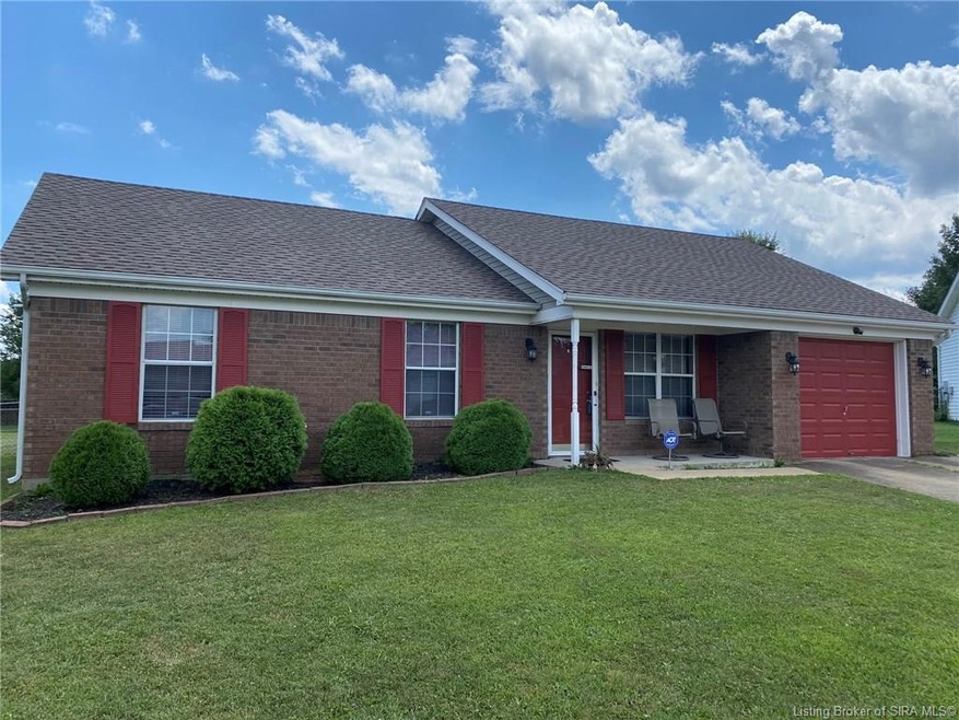 1831 Fall Run Ct, New Albany, IN 47150 - photo 1